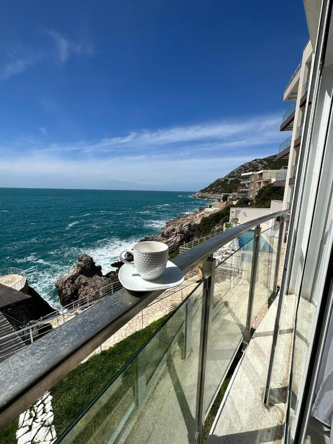 Paradise Beachfront View 1 Apartment *