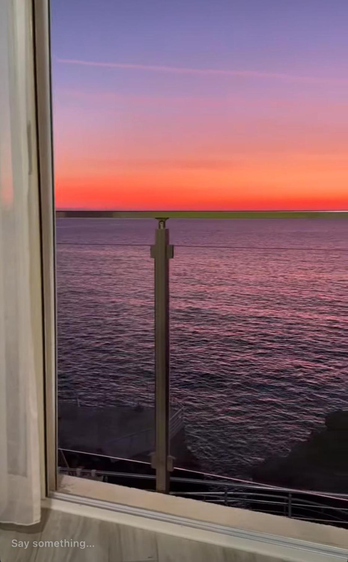 Apartment Paradise Beachfront View 1 *