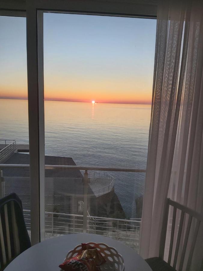 Paradise Beachfront View 1 Апартаменты