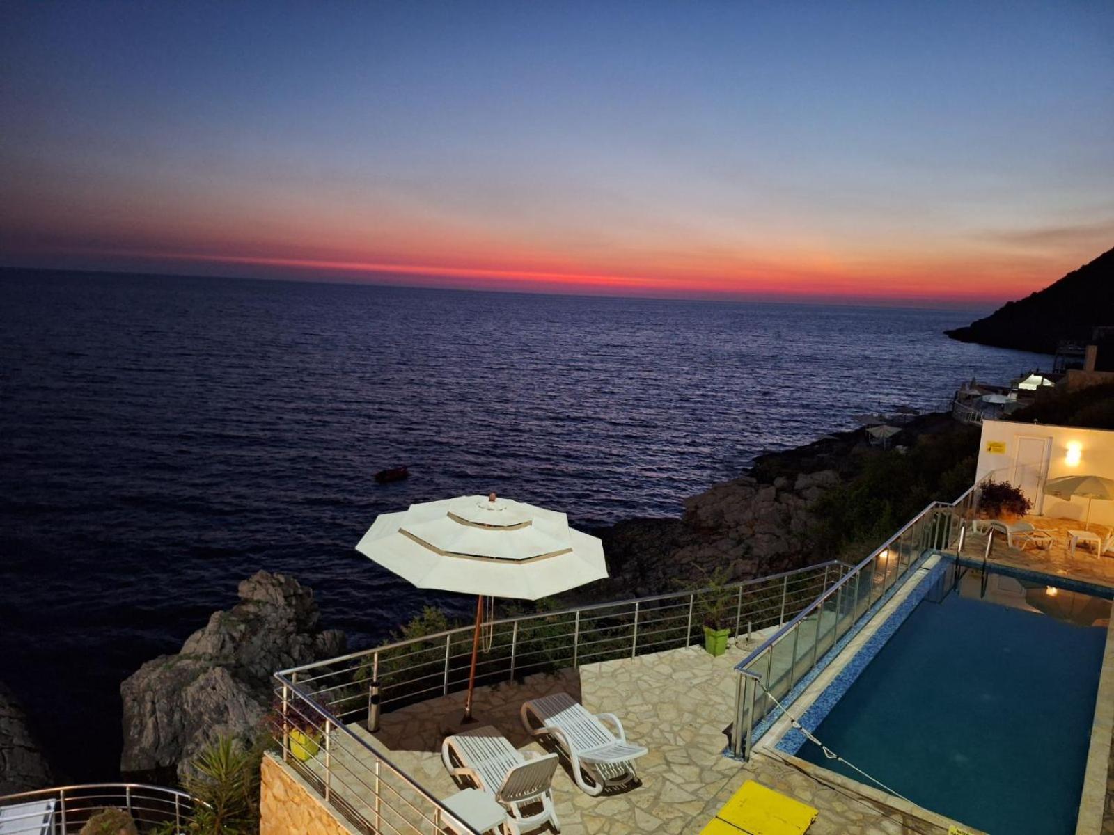 Paradise Beachfront View 1 Апартаменты Бар